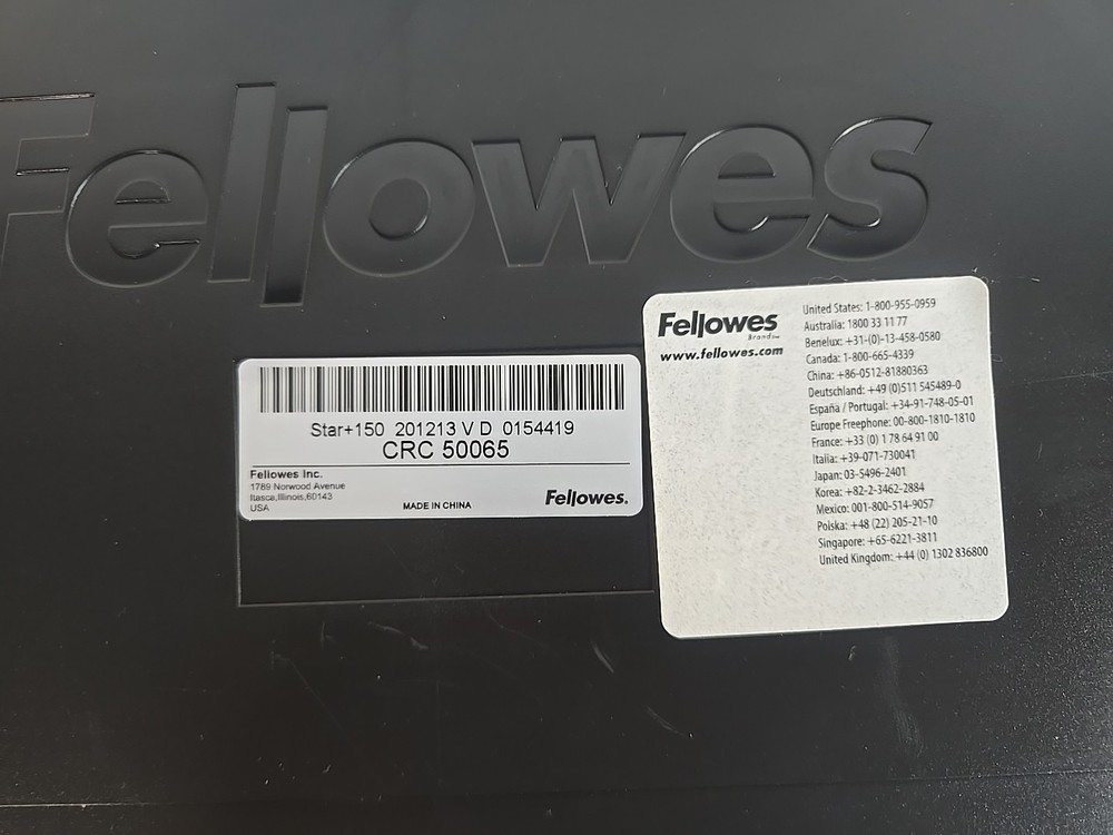 Fellowes Star 150 Manual Comb Binding Machine CRC50065 White W/ 1/2 Binding Comb