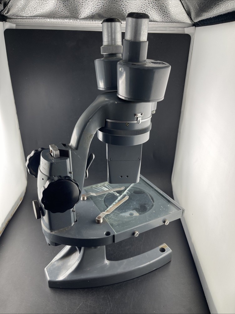 Bausch & Lomb Stereo Microscope • Binocular • 2 Objectives • USA • 40x • Heavy &