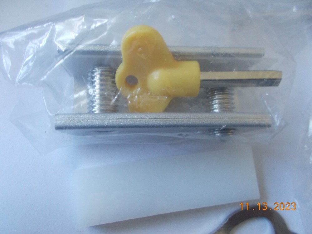 4 New Sliding Window Locks, no instructions