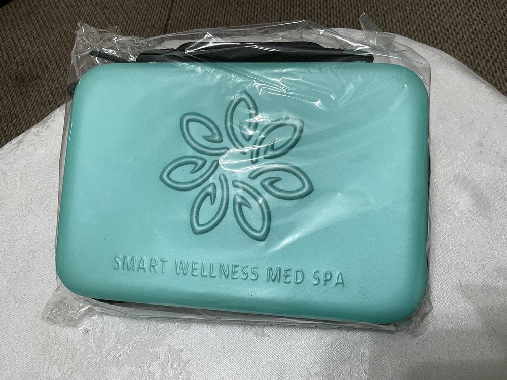 lunch box, soft case, 10" X 7" X 3", New