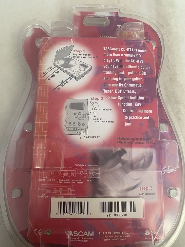 TASCAM Portable CD Guitar Trainer CD-GT1 - NEW