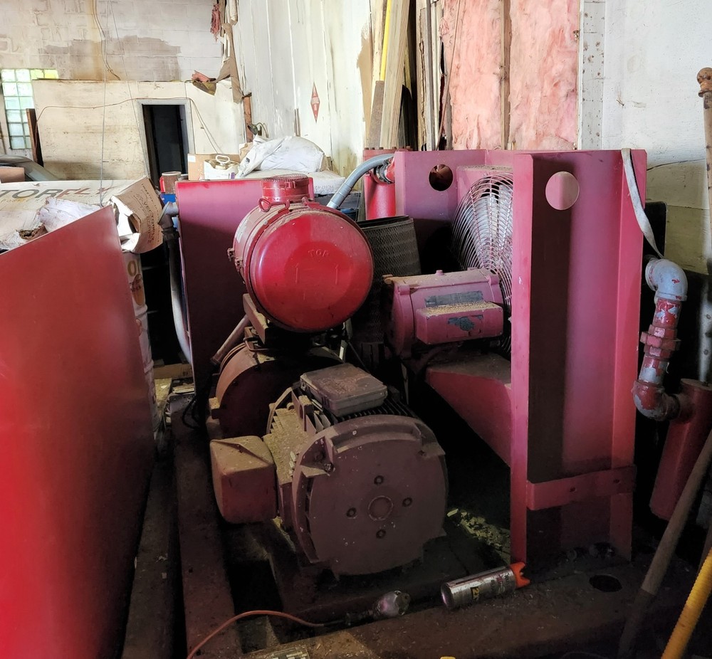 Rotary screw air compressor