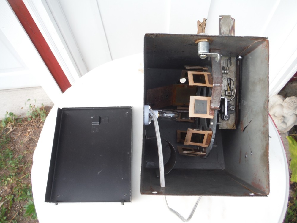 Rare Vintage Mutoscope Risque Peep Show / Working Condition