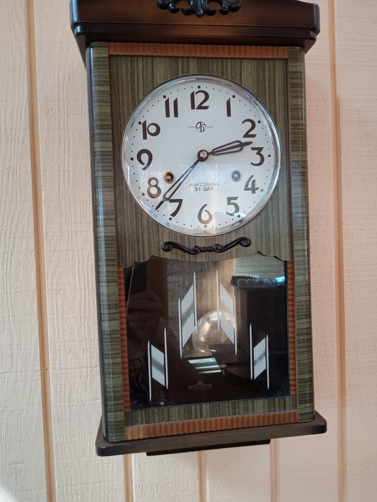 Working 21" Aikosha 31 day Pendulum Wind-up Wall Clock