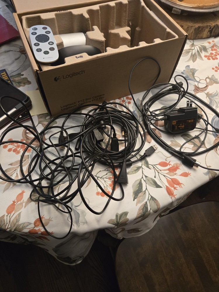 Logitech PTZ Pro Video Conferencing Camera w accessories