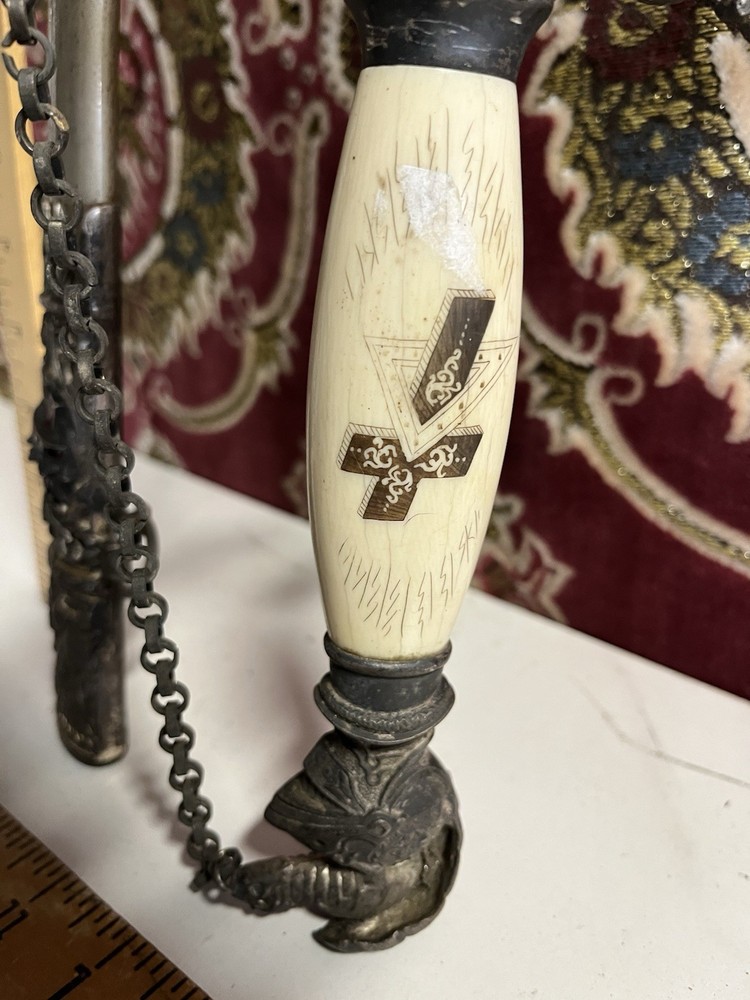 Masonic Vintage Wall Hanger Cincinnati Regalia