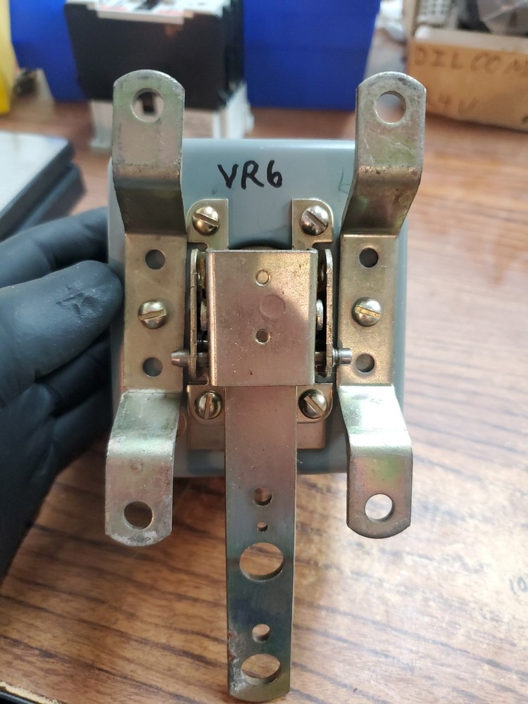 SQUARE D 9036 GG-2 Ser C Liquid Level Float Switch (VR6)