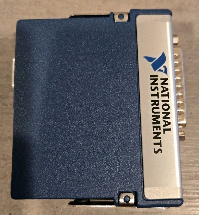 USED National Instruments NI 9472 w/ DSUB 8-Channel Digital Output Module