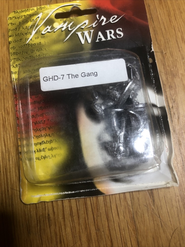 Vampire Wars GHD-7 The Gang