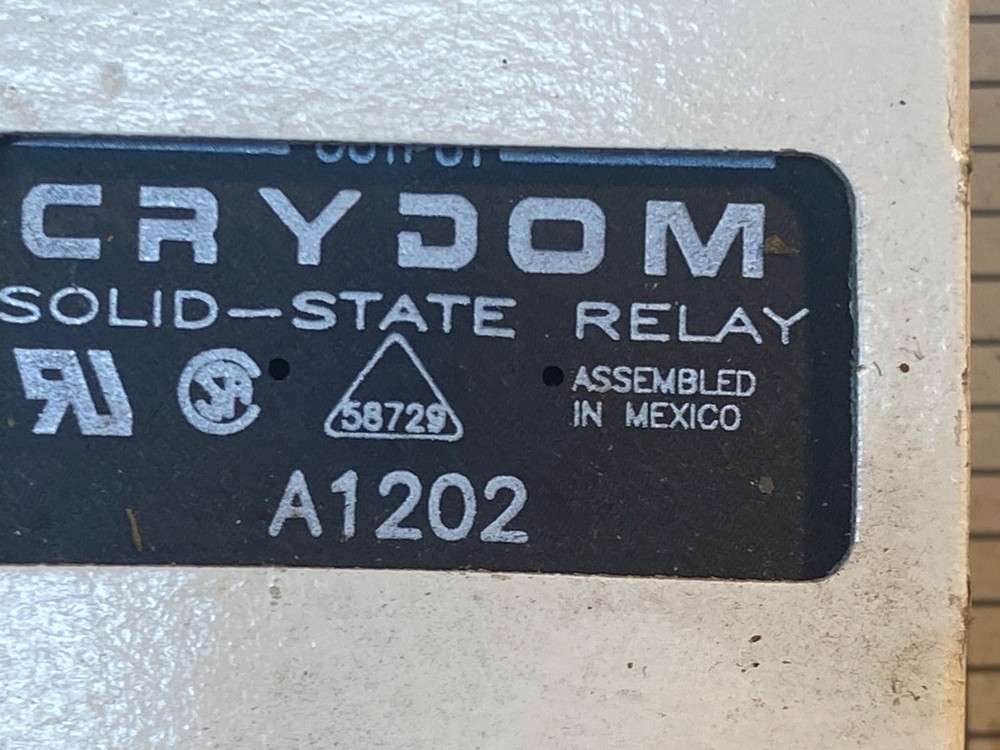 One Solid State Relay CRYDOM # A1202