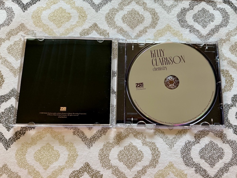 Kelly Clarkson Chemistry Signed Insert Card CD