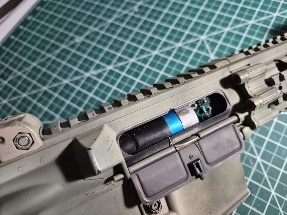G&G combat machine.
