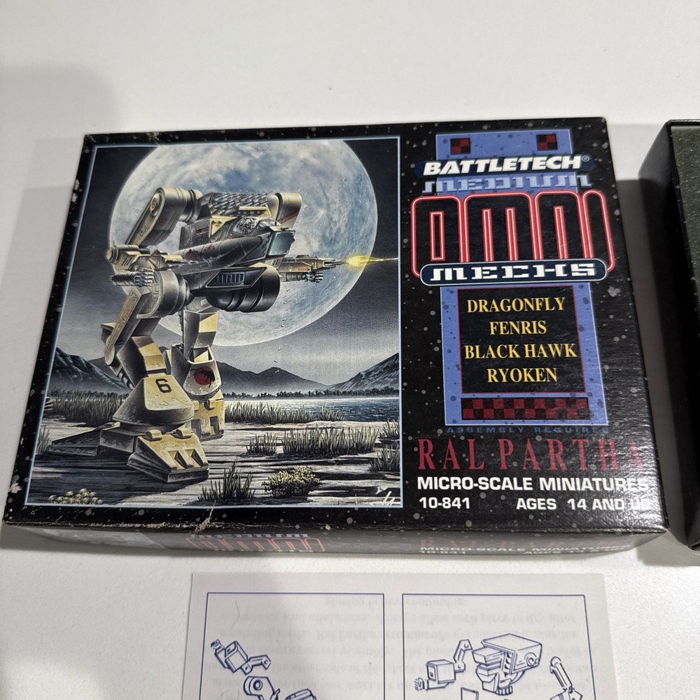 Ral Partha: Battletech Miniature Box - MEDIUM OMNI MECH (New, Never Opened)