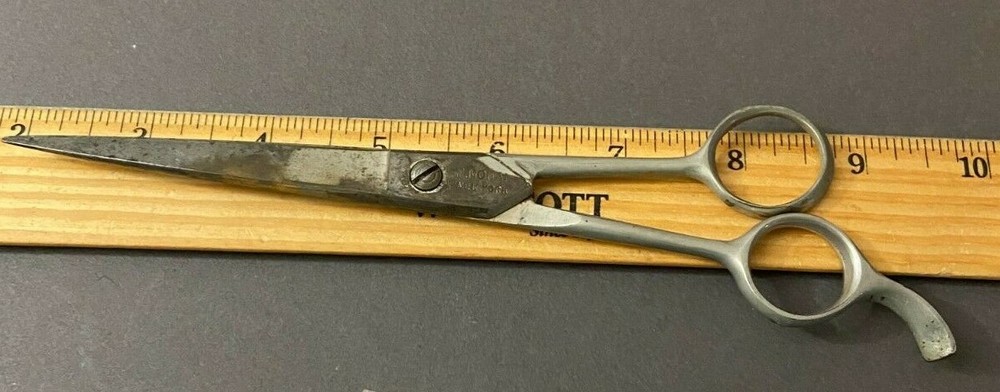 Vintage M. Mogul New York Scissors