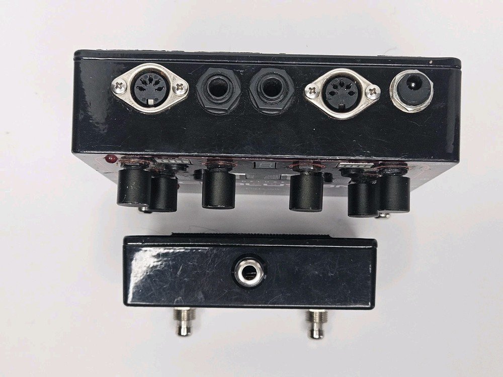 PIGTRONIX ECHOLUTION 2 Deluxe Model ED2 With Remote