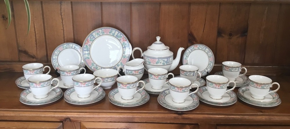 Royal Grafton Sumatra Tea 37 pieces