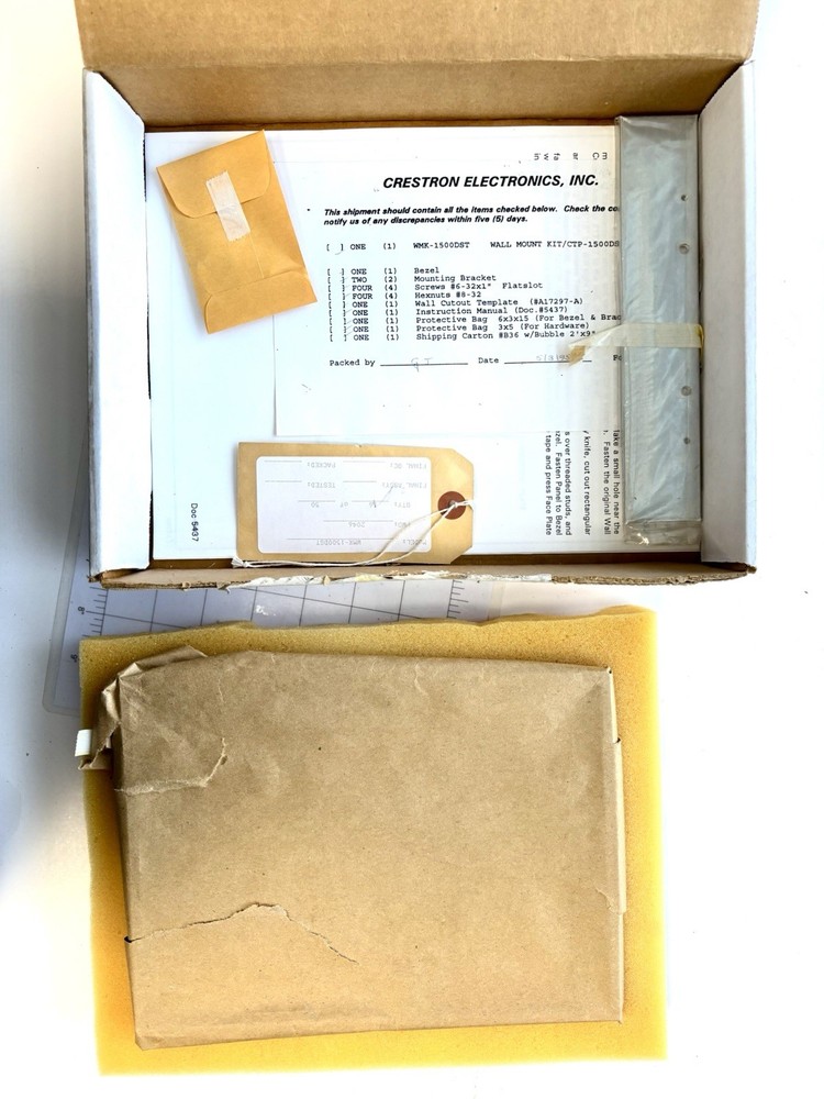 Crestron Electronics Wall mount kit for CTP1500DST