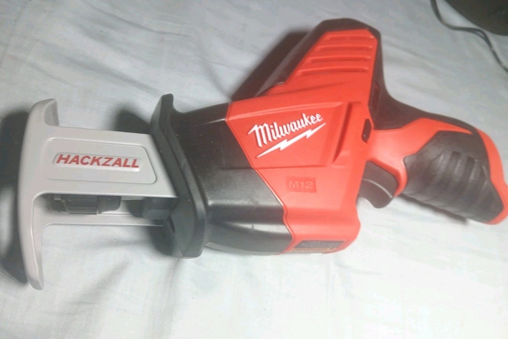 Milwaukee M12 Hackzall Reciprocating Saw (2420-20)
