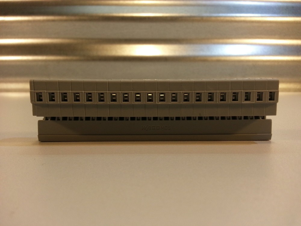 Wago 231-620 // 51110908 - New Surplus