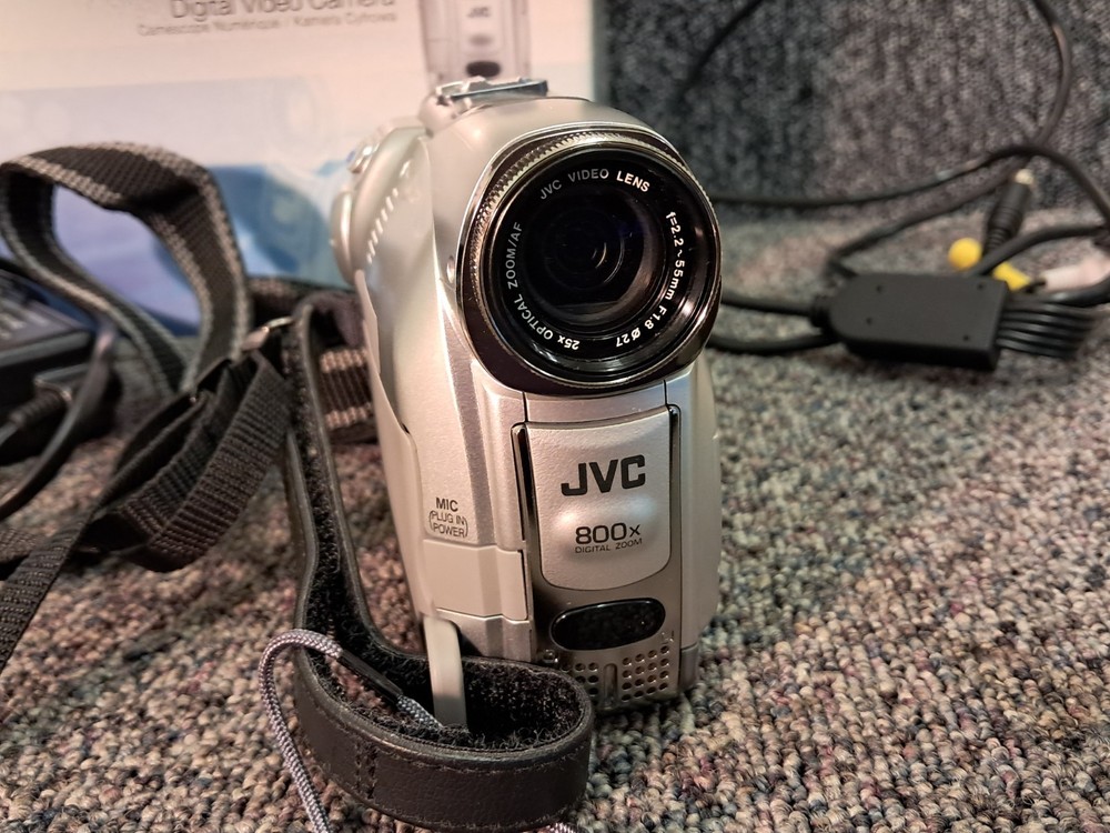 JVC Digital Video Camera GR-D240EK