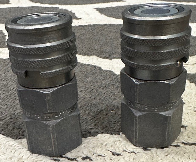 Parker FEM-501-8FP 1/2" FNPT ISO 16028 Flat Face Hydraulic Coupler 3000 PSI