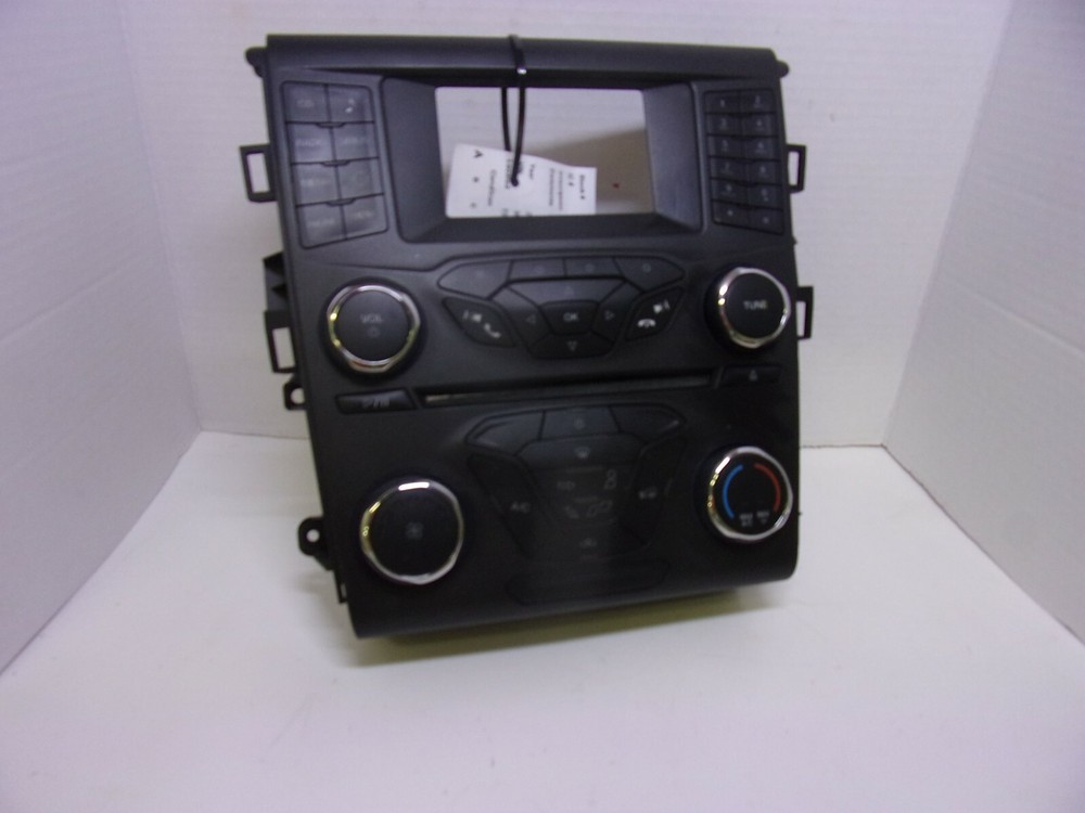 FORD FUSION 2016 A/V Equipment control panel