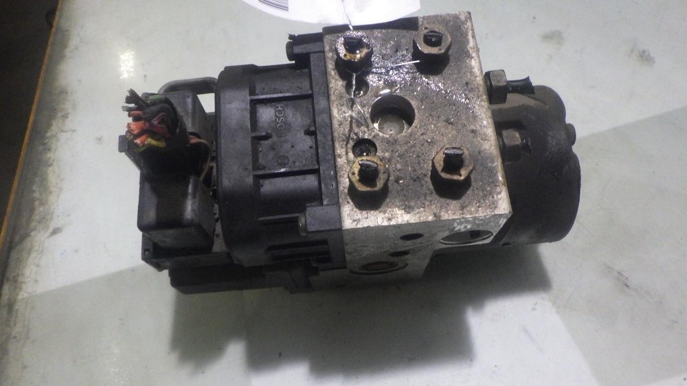 06 FORD TAURUS Anti-Lock Brake