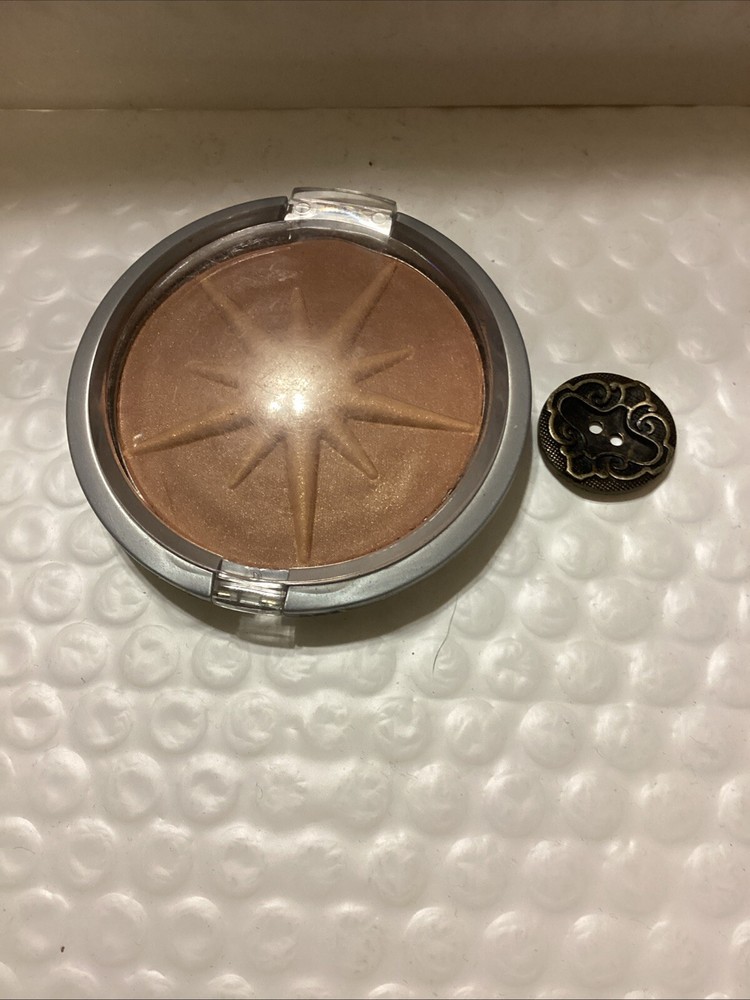 Physicians Summer Eclipse Bronzing & Shimmery Face Powder #3105 Sunlight