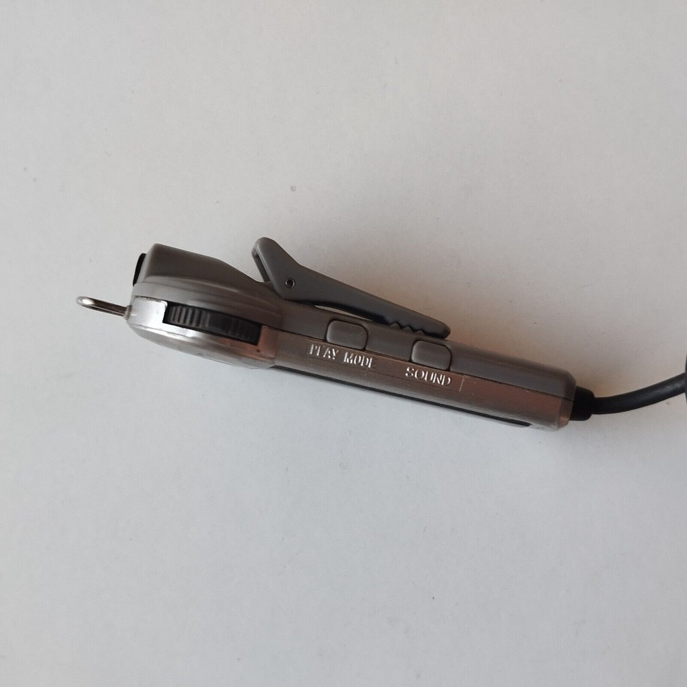 REMOTE CONTROL FOR SHARP MD MINIDISC PLAYERS Used Working Nr. 3