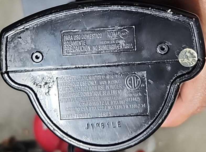 Hamilton Beach Electric Can Opener tested