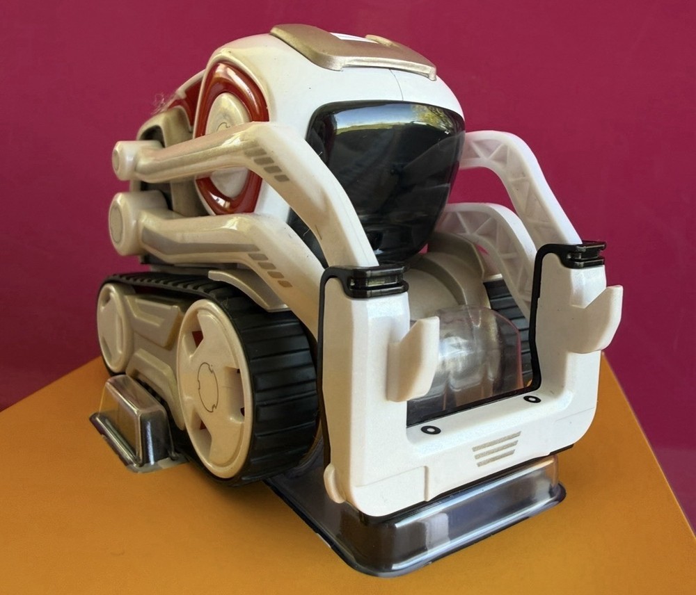 Anki Cozmo AI Educational STEM Robot 2.0, Full Set