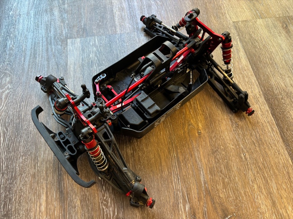 Arrma Outcast EXB 6s Slider roller Chassis used