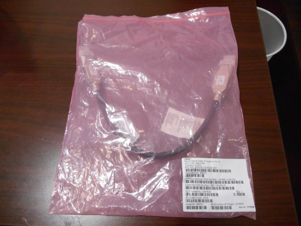 Cisco STACK-T3-1M  Stacking Cable for Catalyst 9300 (New)