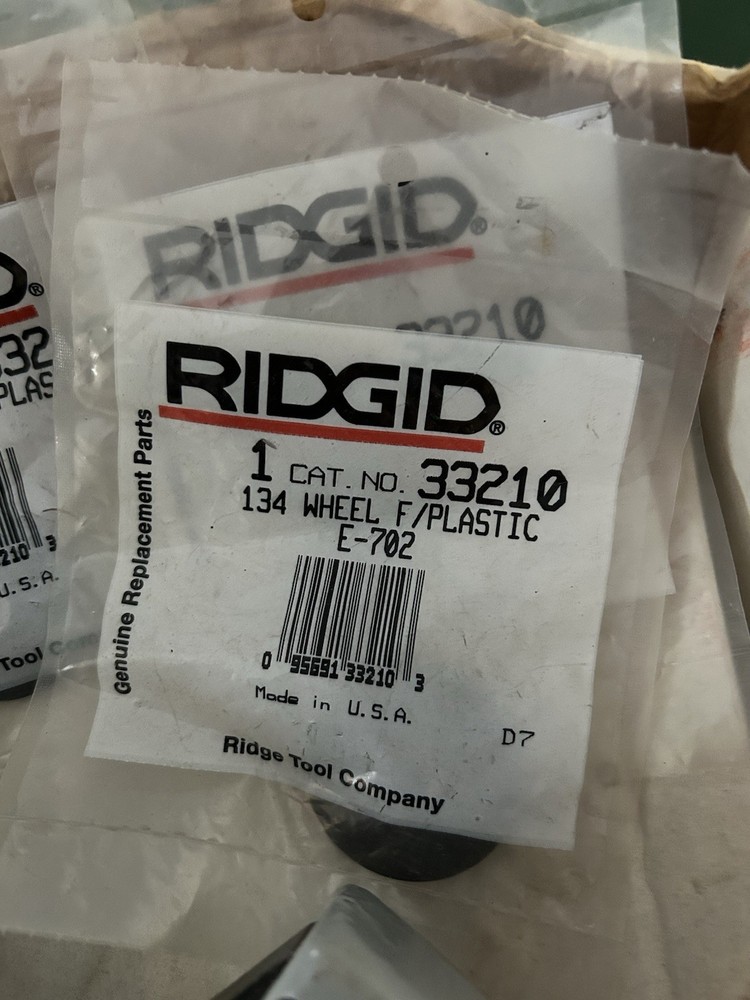 Rigid 109/109p Inside PVC Pipe Cutter and extra wheels.