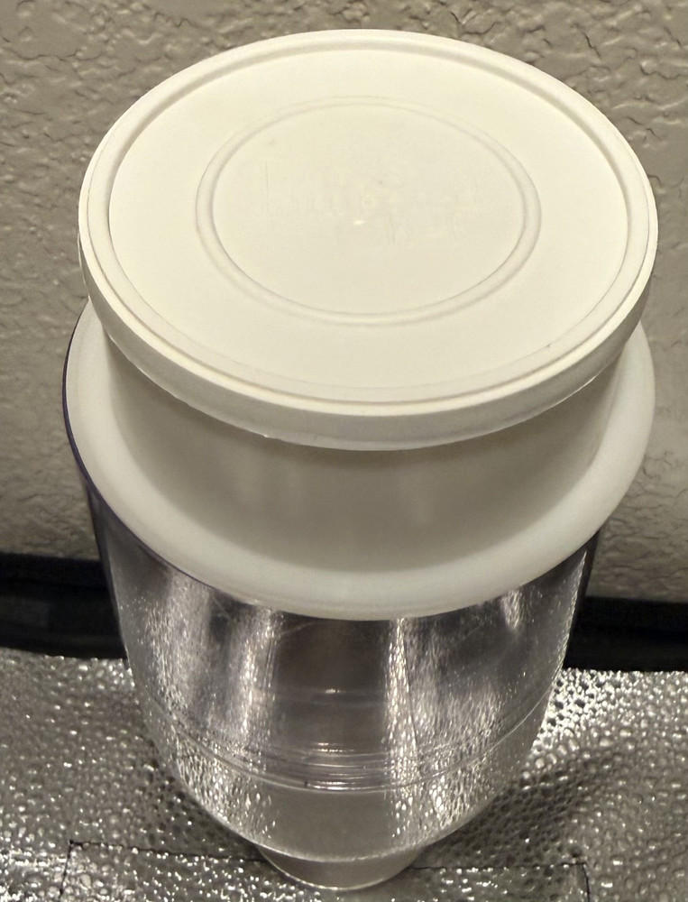 Pampered Chef Push Function Food Chopper - White EUC