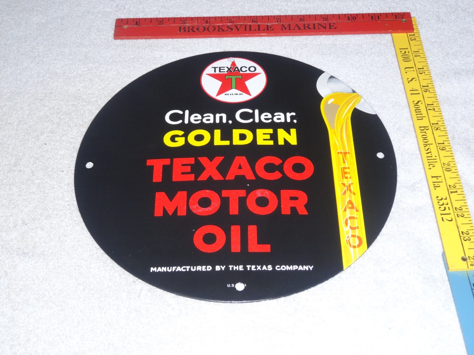 VINTAGE 1948 CLEAN, CLEAR TEXACO MOTOR OIL 11 3/4" PORCELAIN METAL GASOLINE SIGN