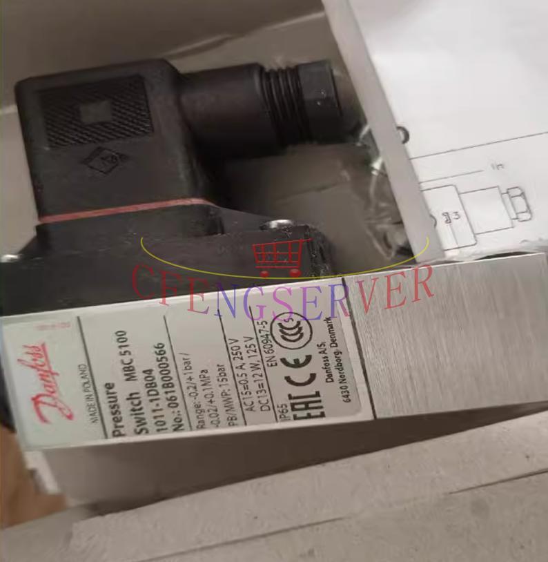 1PCS New Danfoss 061B000566 pressure switch
