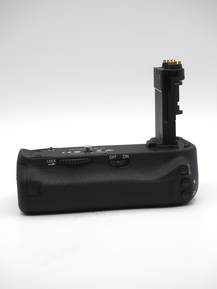 Canon BG-E21 Battery Grip for EOS 6D Mark II