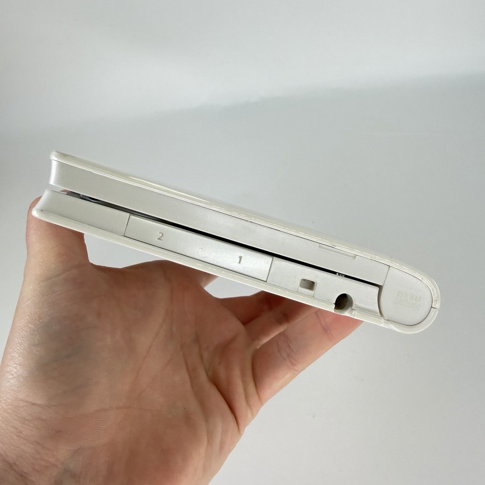 Casio Chinese/English Electronic Pocket Dictionary Translator Device E-E99 White