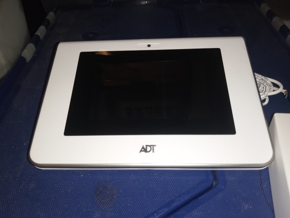 ADT Command 7 All-In-One Smart Home Touchscreen Security Panel ADT7AIO-5 NEW
