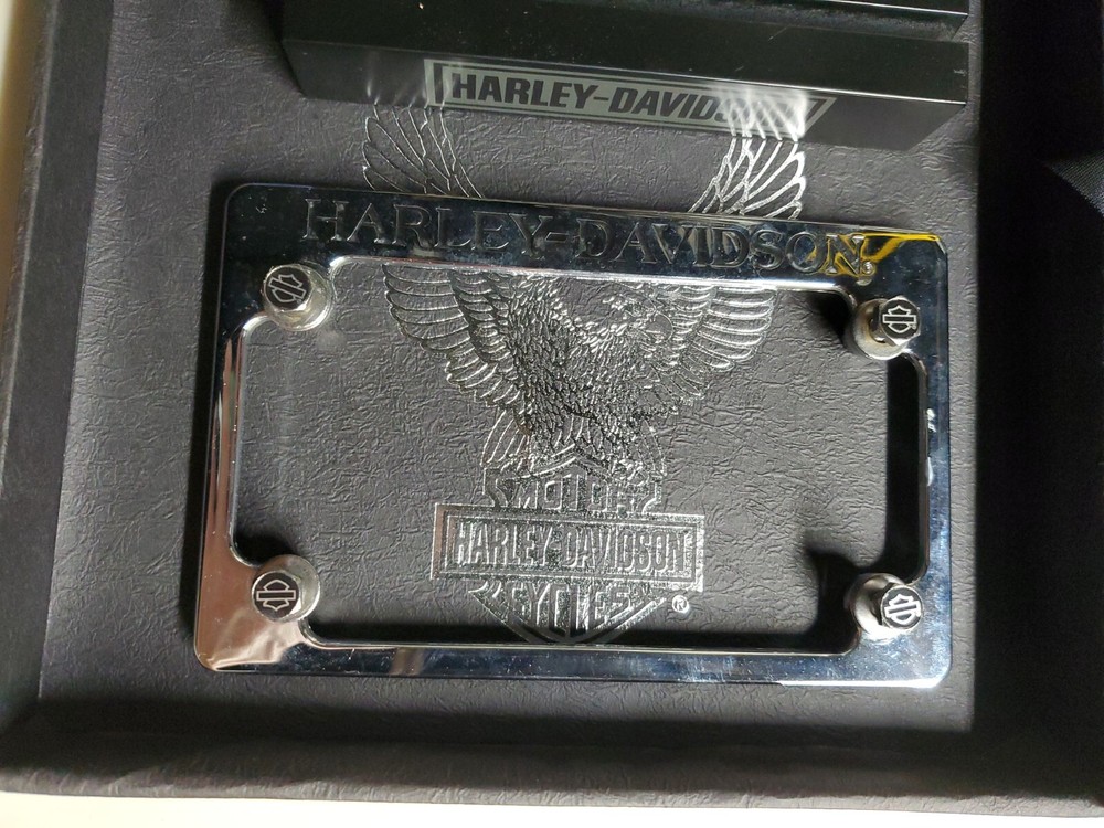 Harley-Davidson miscellaneous Accessory Bundle See Description.