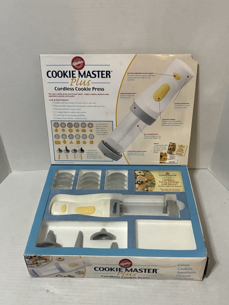 Wilton Cookie Master Plus Cordless Cookie Press - White 12 Discs 4 Tips Recipes