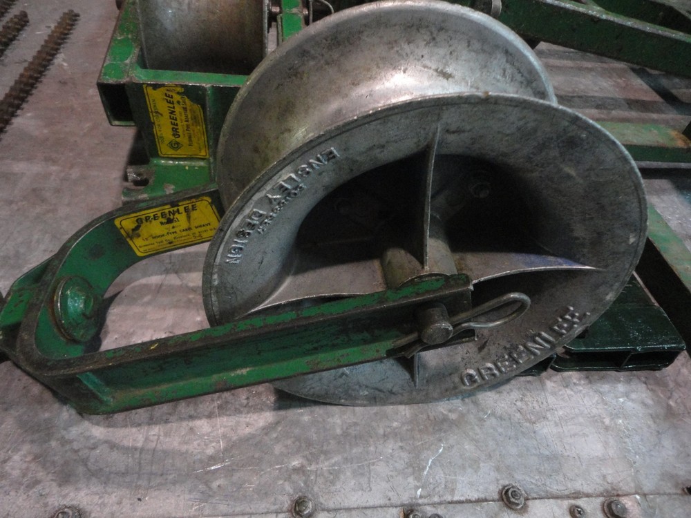 GREENLEE Tugger Cable Puller with all Hardware and Storage Box