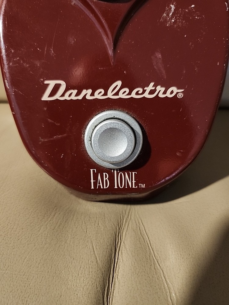 Danelectro Fab Tone Distortion Effects Pedal