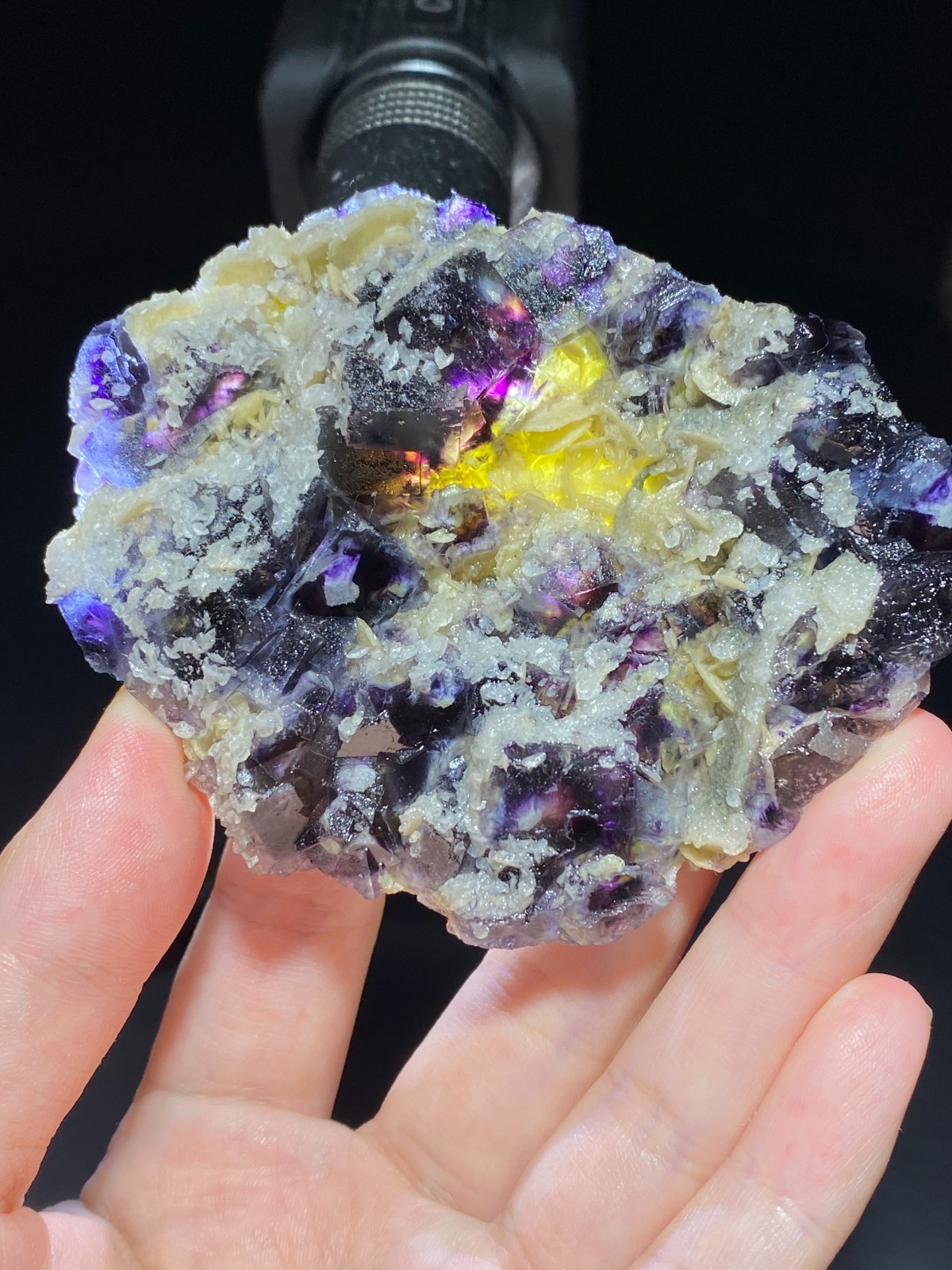 Exquisite Natural Purple Phantom Cubic Fluorite crystal Specimen，Inner Mongolia