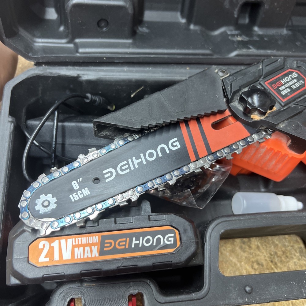 Deihong 21v Lithium Max 6” Mini Chainsaw Kit