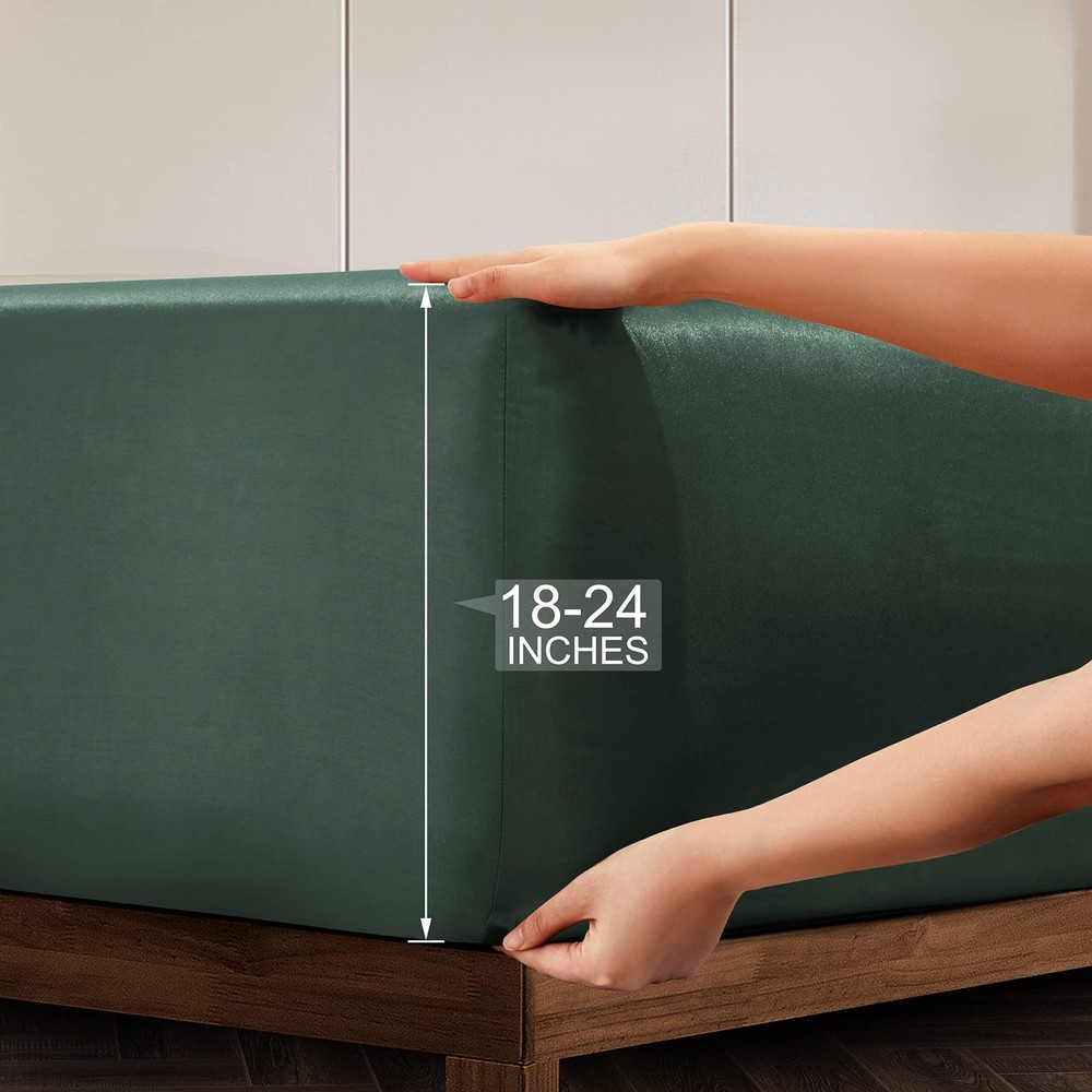 Vonty Queen Satin Sheets - Extra Deep Pocket, 4 PC Set, Forest Green