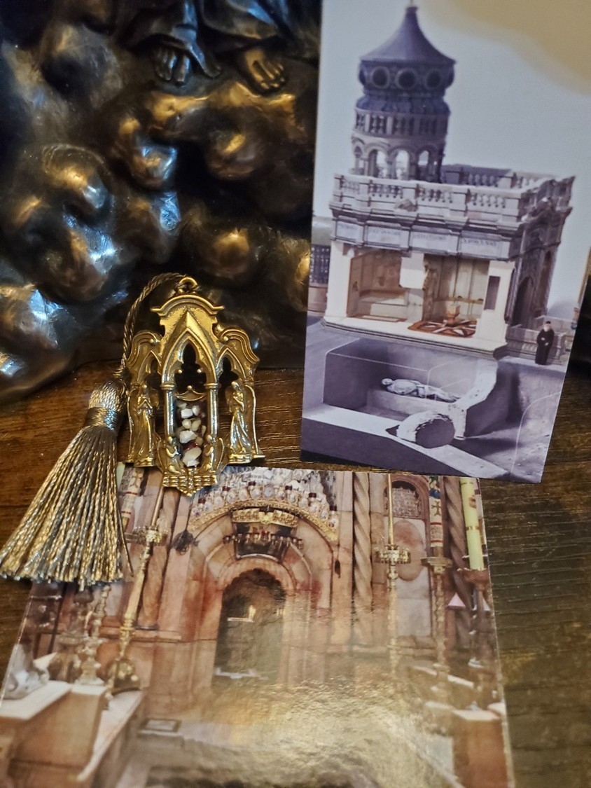 Tomb of Jesus Prayer Medallion with Stones From Tomb of Jesus Holy Sepulchre