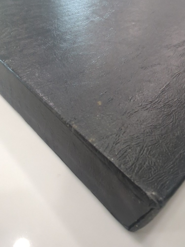 KISS Book KISSTORY USED Nice Ships Free DRGLAS