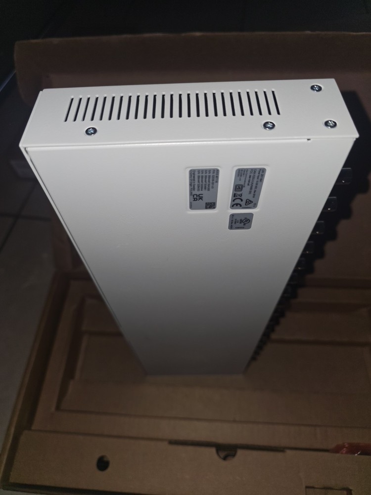 Axis Communications M7116 16-Channel Video Encoder